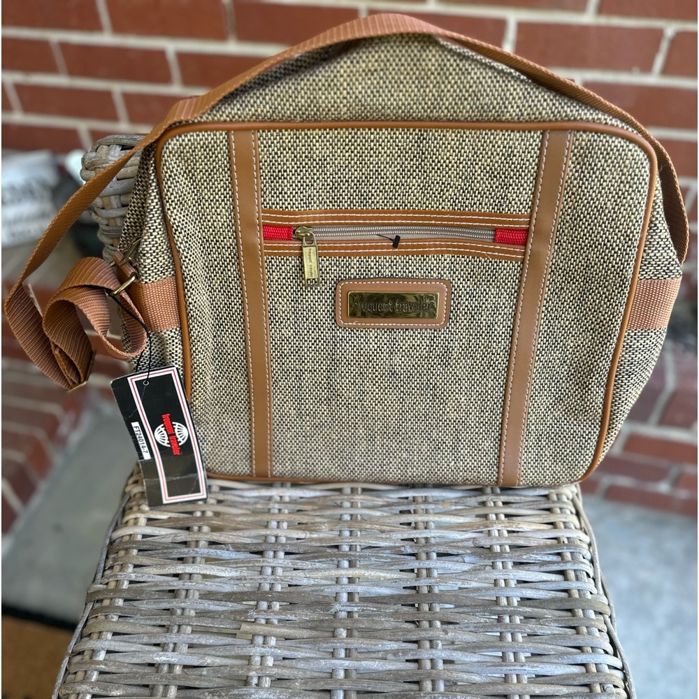 VTG Luggage Carry on Tweed Frequent Traveler NWOT